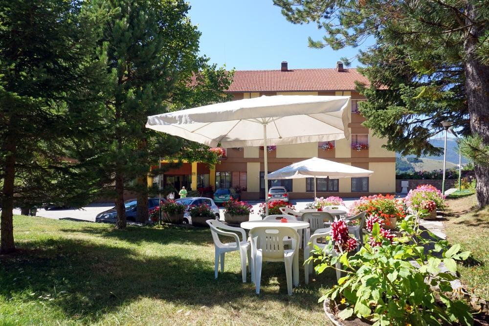 Family Hotel Como Rivisondoli Exterior foto